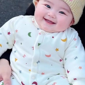 Chăm 11 tháng , quận 6 ,nhà chung cư