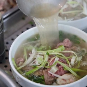 🍜 Tuyển Nam/ Nữ  Đứng Nấu Phở – Quận 1 🍜 - Lương 7tr