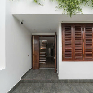 NHÀ EM GẦN NHÀ THỜ ĐỨC BÀ - QUẬN 1 EM CẦN CHỊ GIÚP VIỆC Ở LẠI ĐƯỢC (BAO ĂN Ở)