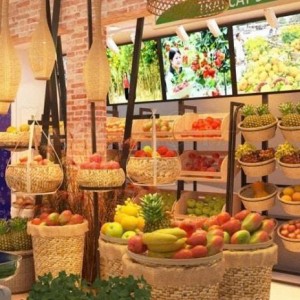 Cần Nữ Làm Bên Cửa Hàng Trái Cây - Bánh Kẹo Ở Quận 5 - Lương 8tr