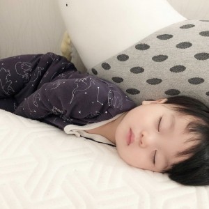 Tuyển Chị Chăm Bé 1 tuổi , Quận 11 - Lương 12 triệu ( bao ăn ở )