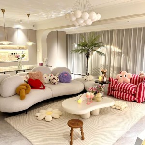 NHÀ EM Ở ĐƯỜNG TÂY HÒA THỦ ĐỨC CẦN GẤP CHỊ GIÚP VIỆC