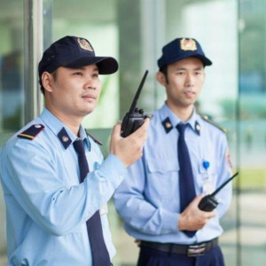 Cần 1 chú bảo vệ ạ nhà ở long an