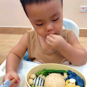 NHÀ 1 TRỆT 1 LẦU Ở VƯỜN LÀI - TÂN PHÚ CẦN TUYỂN CHỊ BẢO MẪU CHO BÉ 9 THÁNG LƯƠNG 13TR ( CÓ CHỖ ĂN Ở )