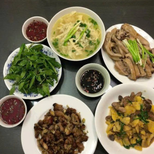 NHÀ Ở ĐƯỜNG NGUYỄN THỊ MINH KHAI-Q1 CẦN TÌM CHỊ GIÚP VIỆC NHÀ LƯƠNG 10TR