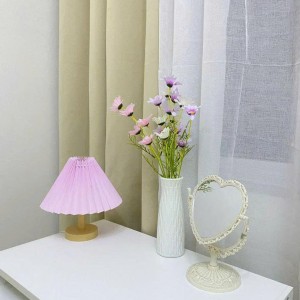 Cần cô gvn ở quận 2 - nhà chung cư ( 4 người lớn ) Lương 8tr ( cần cô sn 66 )