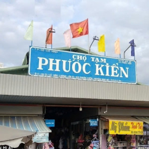 NHÀ EM 4 NGƯỜI LỚN THƯỜNG XUYÊN ĐI LÀM CẦN TUYỂN CHỊ VỀ GIÚP VIỆC NHÀ LƯƠNG 11TR TẠI QUẬN 7