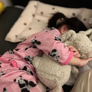 Tìm Người Chăm Bé Gái 3 Tuổi - Chung Cư Cao Cấp Ba Son , quận 1- Lương khởi điểm 10 triệu.