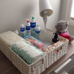 Cần tuyển cô chăm bé – bao ăn ở   ở chung cư quận 2