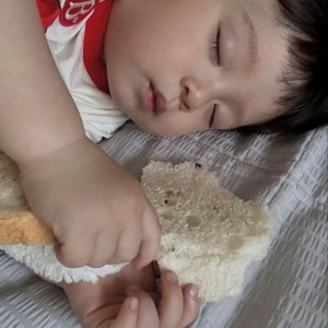 Bé nhà em 14 tháng, cần cô có kinh nghiệm chăm lương 13tr