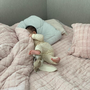 Cần chị chăm bé nhỏ 8 tháng ở chung cư quận 12.