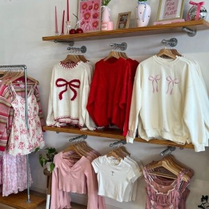 Shop quần áo ở quận 7 tuyển nhân viên nữ làm lâu dài