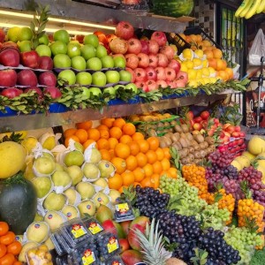 Cần chị trẻ thích buôn bán, làm ở cửa hàng trái cây ở quận 5