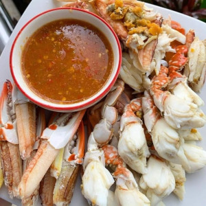 Nhà em muốn tìm chị giúp việc làm ở lại tại Quận 5 ( đường Nguyễn Chí Thanh )