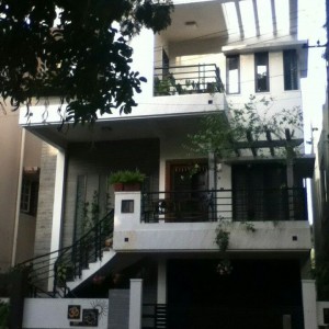 CẦN CÔ TẠP VỤ CÔNG TY