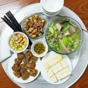 Gia đình em cần chị chăm bà- bao ăn ở- Lê Văn Sỹ- Phú Nhuận