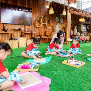 Cần 1 cô chăm bé 22 tháng phụ lặt vặt việc nhà ở chung cư quận 1