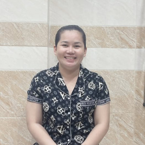 Chị Thiên quê An Giang chuyên giúp việc nhà – chăm bé