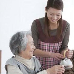 cần cô chăm ông 75 tuổi sau tai.biến - lương 12tr tùy kinh nghiệm, bao ăn ở