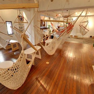 CẦN GẤP CÔ PHỤ QUÁN LÀM LIỀN QUẬN 2 ĂN Ở LẠI