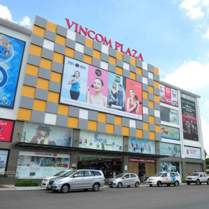 EM Ở GẦN VINCOME QUẬN 9 CẦN CHỊ GIÚP VIỆC NHÀ LƯƠNG 9 TRIỆU ( BAO ĂN Ở )