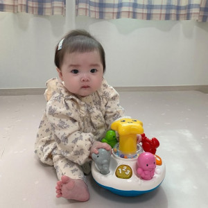 Cần tìm người trông em bé ở Vinhomes Central Park, quận Bình Thạnh .Lương 13 triệu ( bao ăn ở )