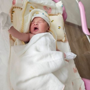 📣 CẦN CÔ PHỤ BÉ CHO MẸ MỚI SINH – TÂN PHÚ