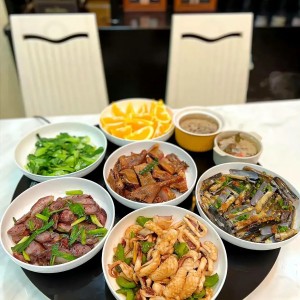 Nhà em cần gấp chị giúp việc nhà quận 5 lương 12 triệu ( bao ăn ở )