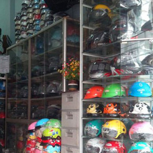 Em Tuyển Nam phụ bán nón bảo hiểm ở Q6 ( ĐI VỀ)  Lương khởi điểm 7tr