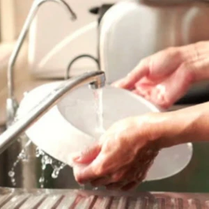 Cần cô rửa chén cho nhà hàng ở Xuân Thủy, Thảo Điền, Quận 2