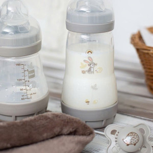 VỢ CHỒNG EM CẦN TÌM CÔ BẢO MẪU CHO BÉ 6 THÁNG Ở QUẬN 1 LƯƠNG 11TR BAO ĂN Ở