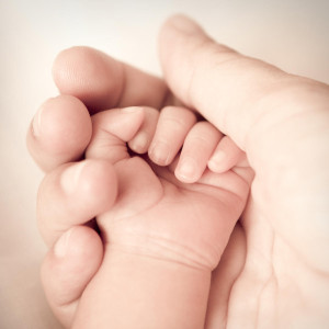 Lương 10tr cần tìm chị chăm em bé 6 tháng lương 10tr bao ăn ở tại chung cư Ba Son-Quận 1