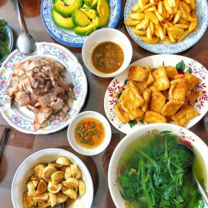 Cần gấp người giúp việc nhà , làm nhà ở quận 3