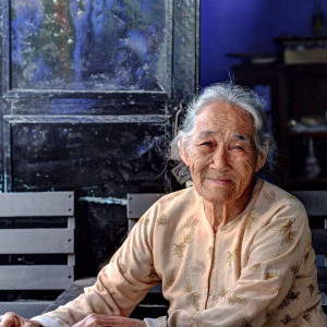 CẦN GẤP CÔ CHĂM  BÀ 79 TUỔI TRONG HÔM NAY LƯƠNG 10 TRIỆU