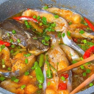 Gia đình cần chị chăm bà 94 tuổi, trí nhớ kém, dễ tính- Chế Lan Viên- Tân Phú- bao ăn ở