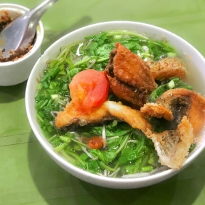 Gấp : cần 3 nam phục vụ quán bún cá ở Vinhome quận 9