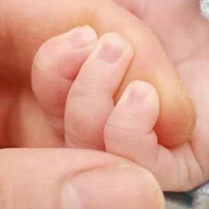 Nhà ở đường Tên Lửa- Bình Tân cần tìm chị về chăm bé 6 tháng lương 10tr bao ăn ở