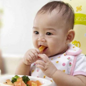 Em Trang cần gấp 1 cô hiền lành, có kinh nghiệm chăm bé, ở lại cùng gia đình