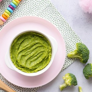 Nhà em cần chị chăm bé Quận 7, lương 13 triệu ( bao ăn ở )