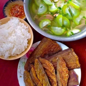 LƯƠNG 10TR EM CẦN GẤP CHỊ GIÚP VIỆC NHÀ TẠI ĐƯỜNG LÝ NAM ĐẾ- QUẬN 11