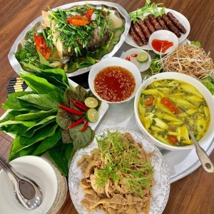 Tuyển người chăm bà (bao ăn ở). Lương 13 triệu 