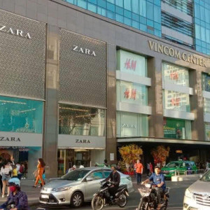 EM CẦN  1 CHỊ GIÚP VIỆC NHÀ LÀM VIỆC TẠI NHÀ 1 LẦU 1 TRỆT GẦN VINCOM ĐỒNG KHỞI Q.1 LƯƠNG 13TR