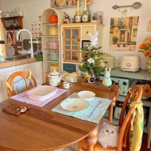 Bà Đi Lại Yếu Chân- Càn Chị Về Lo Cho Bà Ở Phan Văn Hơn- Quận 12