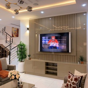 Cần gấp cô giúp việc nhà ở ngay đường Đề Thám, Quận 1 - lương khởi điểm 10tr