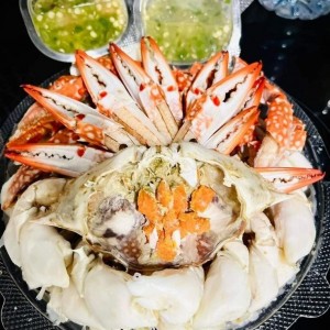 Nhà 1 trệt 2 lầu ở Quận 3 cần cô giúp việc lâu dài