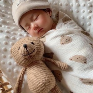 Gia đình cần cô hiền lành, nhẹ nhàng, chăm bé 3 tháng tuổi, ngủ lại nhà