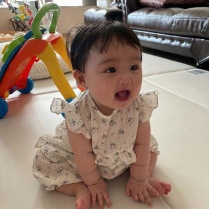 Tuyển người chăm bé 11 tháng ở quận 2 (ở lại), Lương 13 triệu