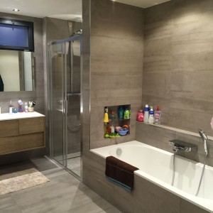 Cần Cô Giúp Việc Đi Về Quận 4