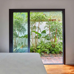 NHÀ CÓ 3 NGƯỜI LỚN CẦN 1 CÔ GIÚP VIỆC Ở LẠI TRÊN ĐƯỜNG NGUYỄN VĂN LINH -  QUẬN 7 LƯƠNG 12TR