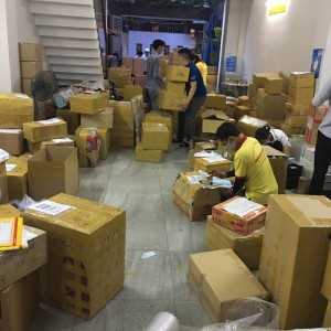 lượng 10tr tuyển nam gói hàng